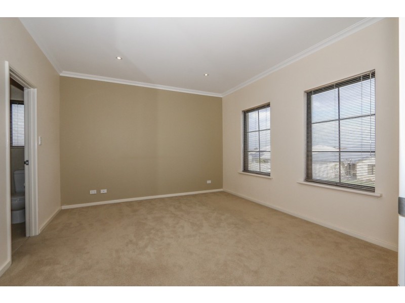 22 Olivedale Road, Madeley WA 6065