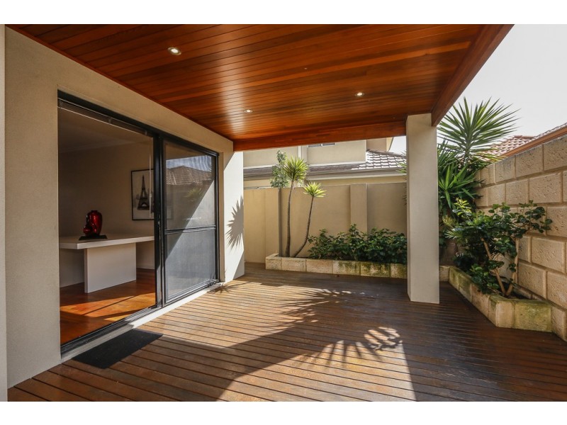 22 Olivedale Road, Madeley WA 6065