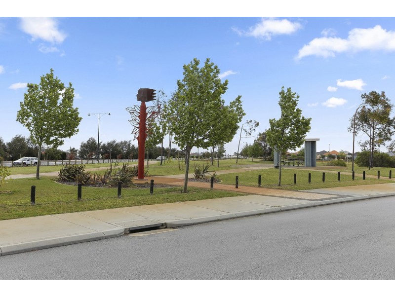 35 Feakle Bend, Ridgewood WA 6030