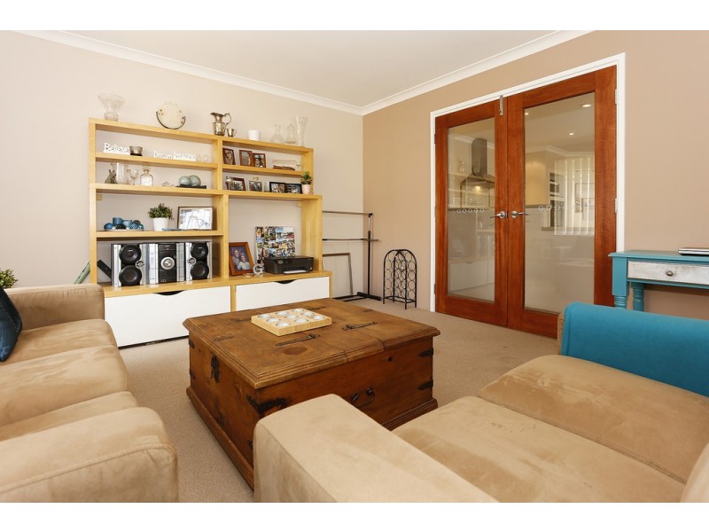 35 Feakle Bend, Ridgewood WA 6030