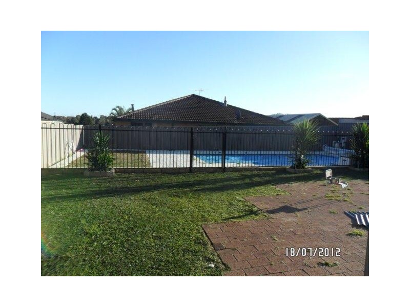 11 Stokes Retreat, Clarkson WA 6030