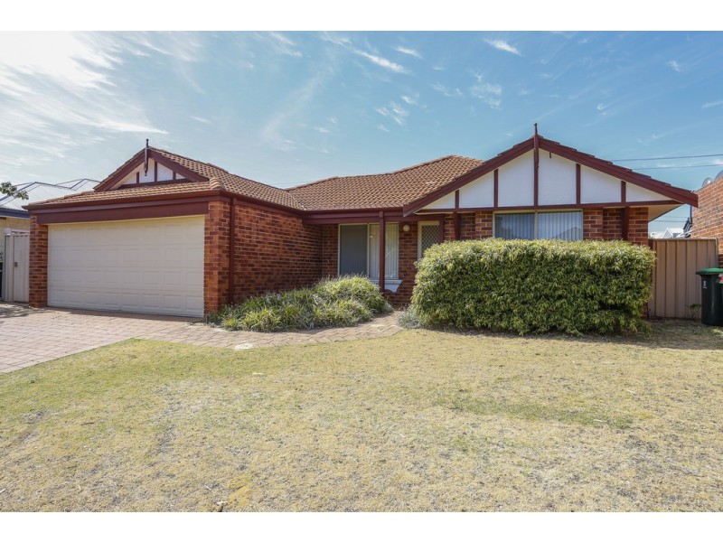 16 Bronzewing Loop, Wembley WA 6014