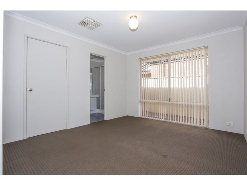 16 Bronzewing Loop, Wembley WA 6014