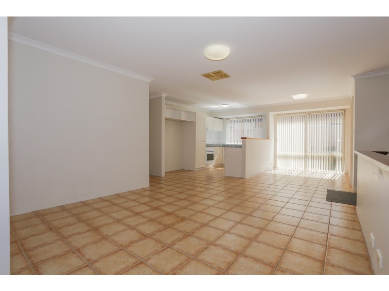 16 Bronzewing Loop, Wembley WA 6014