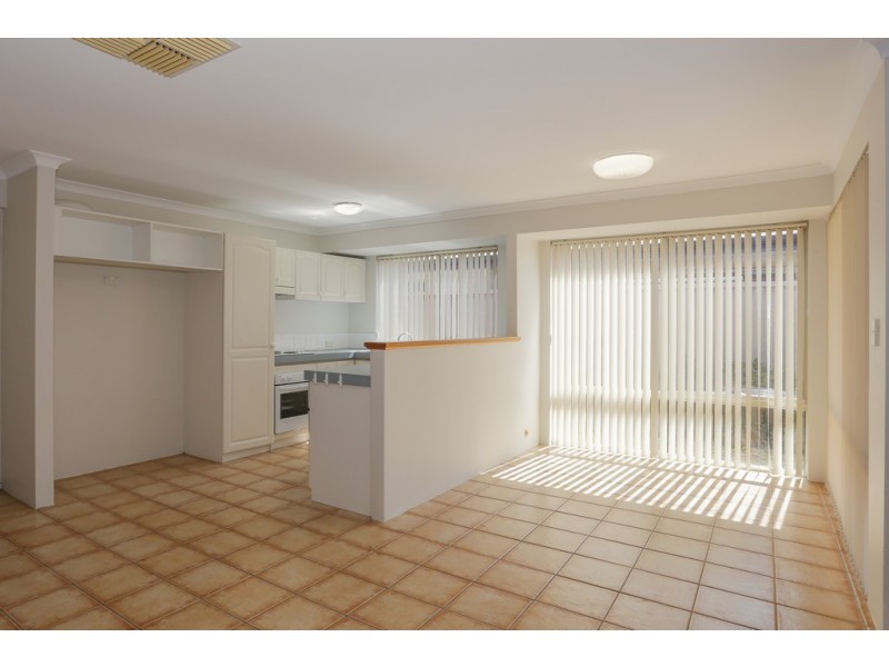 16 Bronzewing Loop, Wembley WA 6014