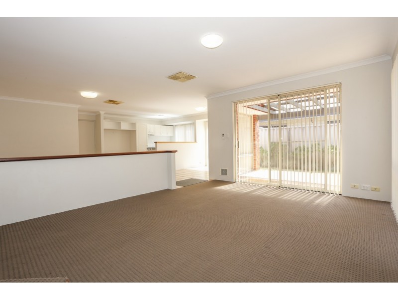 16 Bronzewing Loop, Wembley WA 6014