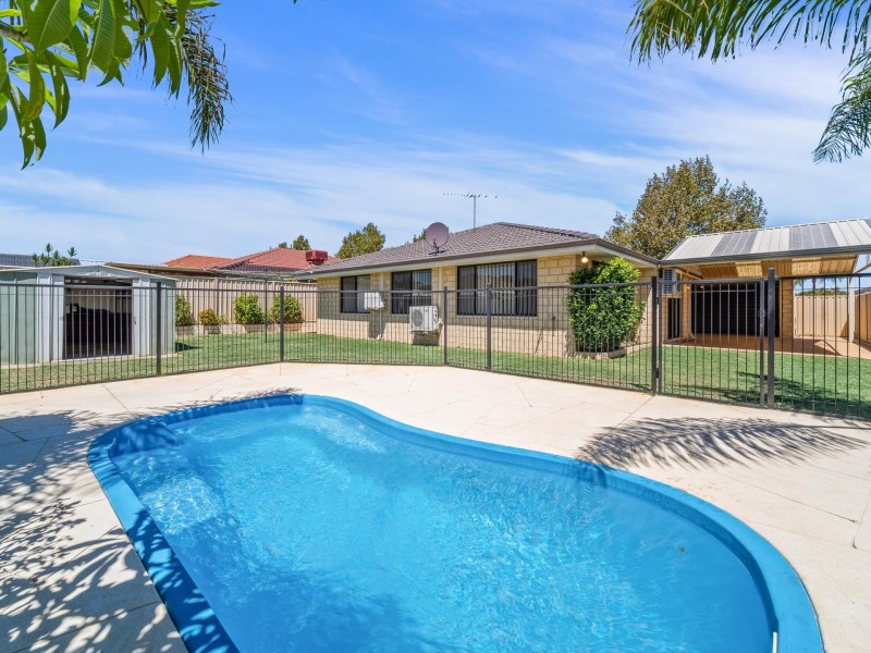 21 Evandale Road, Darch WA 6065