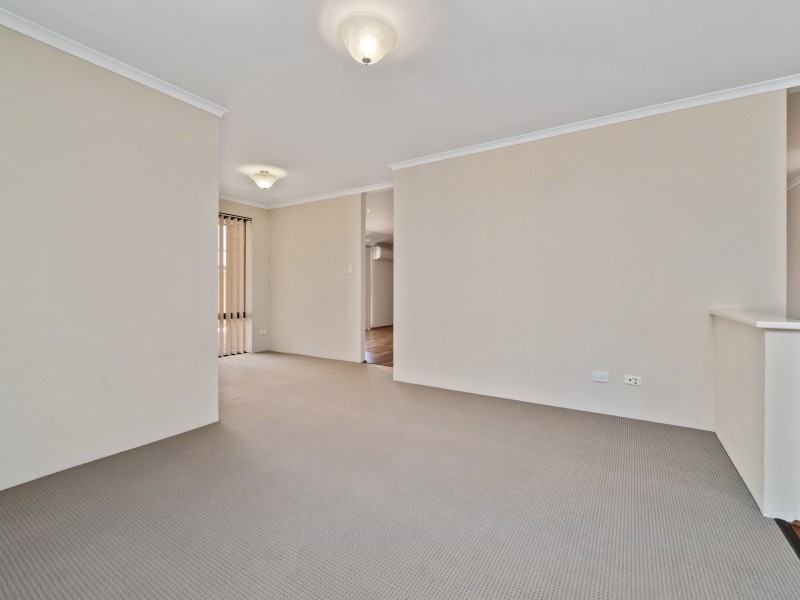 21 Evandale Road, Darch WA 6065