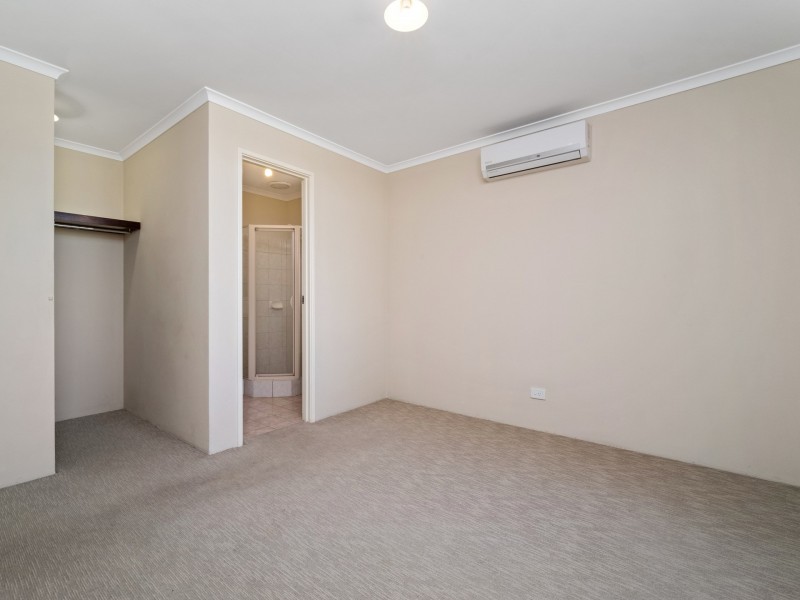 21 Evandale Road, Darch WA 6065