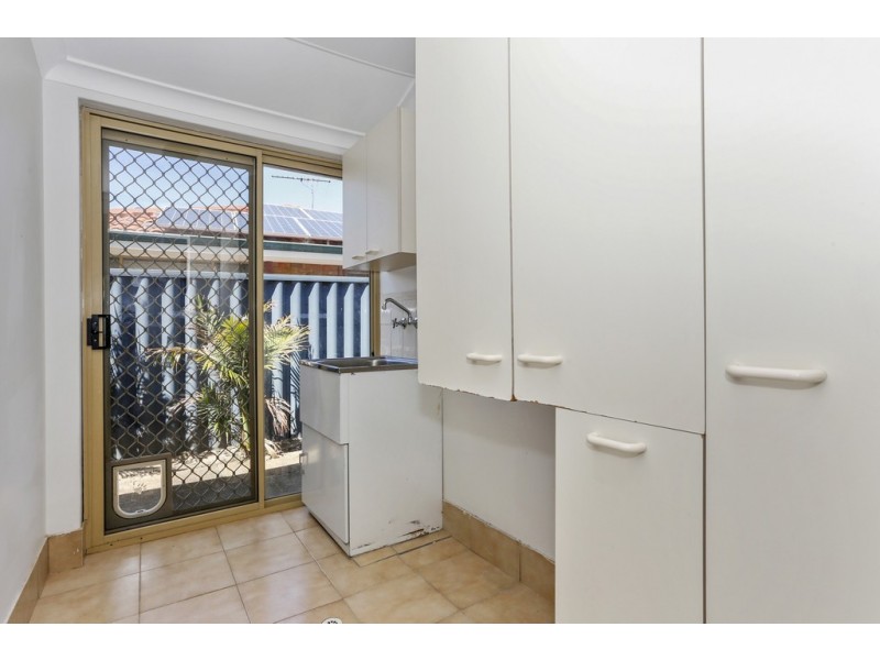 218 Summerlakes Parade, Ballajura WA 6066