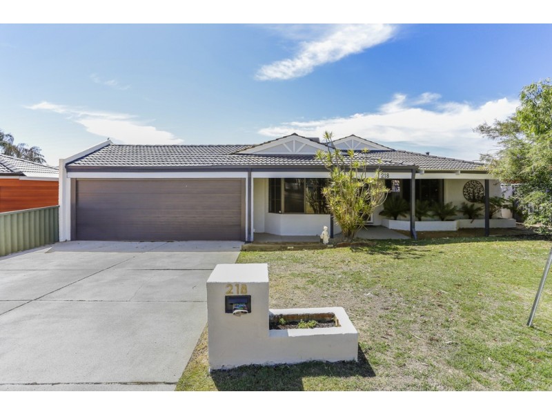 218 Summerlakes Parade, Ballajura WA 6066