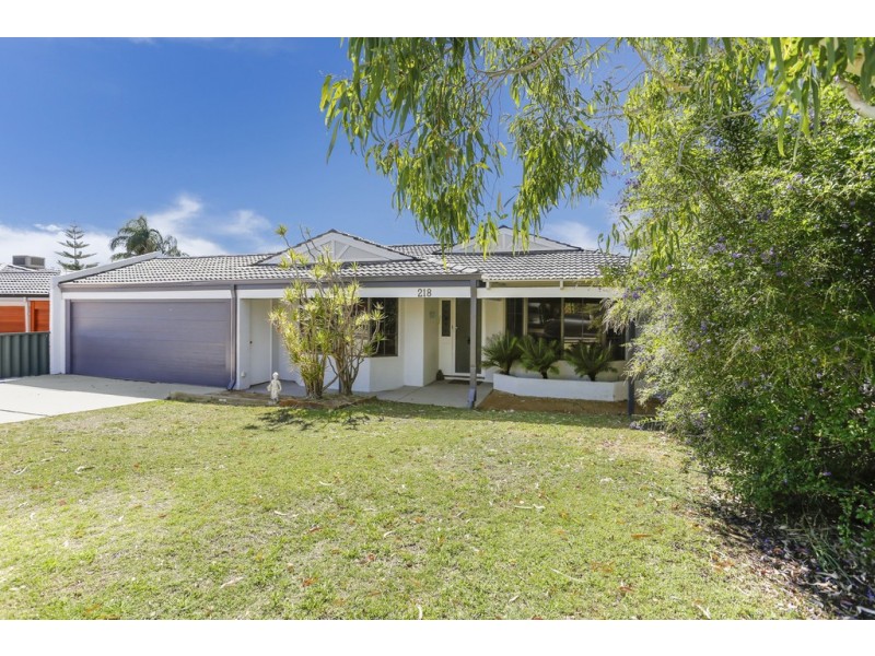 218 Summerlakes Parade, Ballajura WA 6066