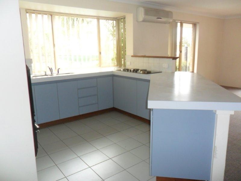 10 Fleetwood Circuit, Woodvale WA 6026