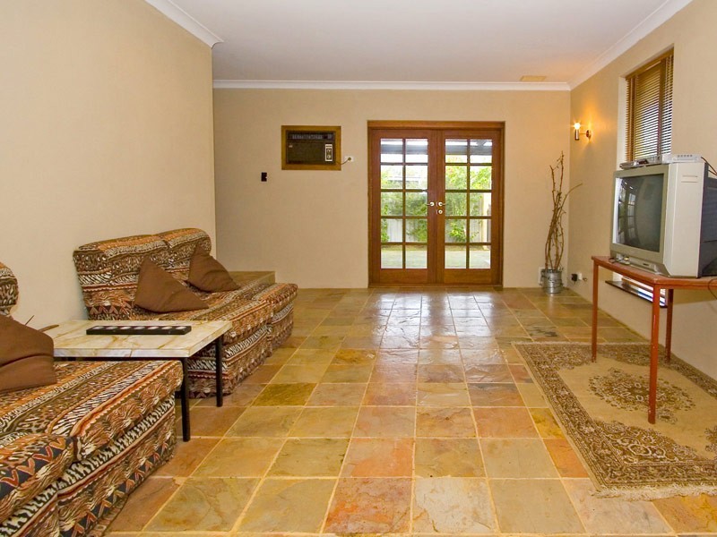 53 Golders Way, Girrawheen WA 6064