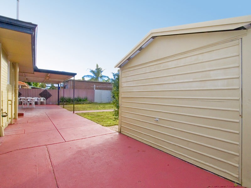 53 Golders Way, Girrawheen WA 6064