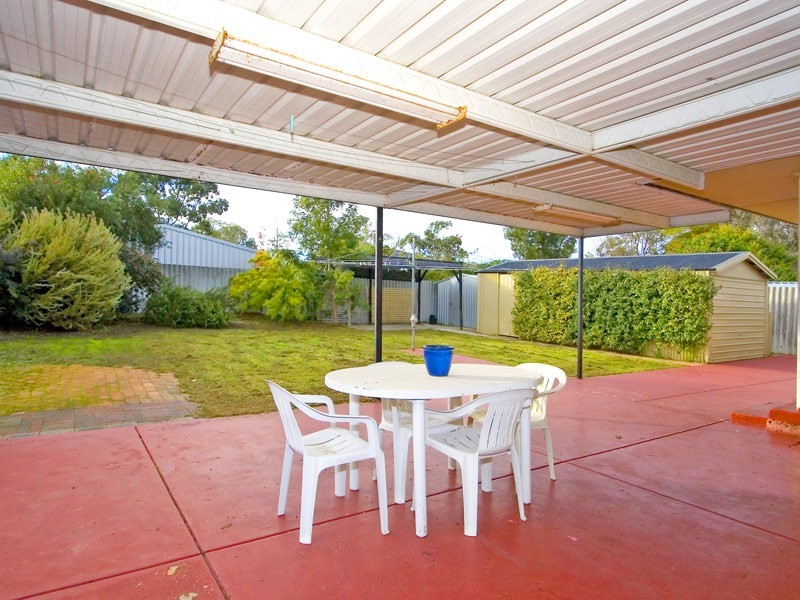 53 Golders Way, Girrawheen WA 6064