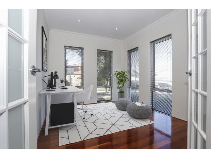 31 Carlton Street, West Leederville WA 6007