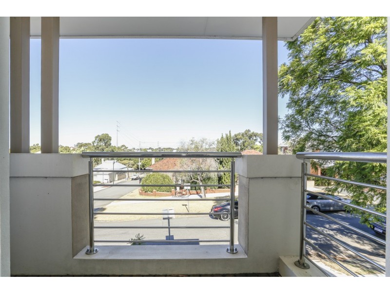 31 Carlton Street, West Leederville WA 6007