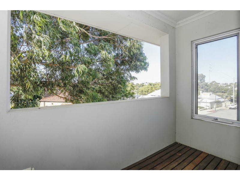 31 Carlton Street, West Leederville WA 6007