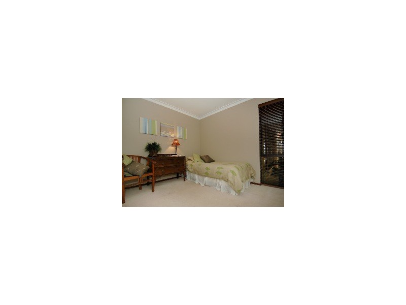 6  The Rise, Woodvale WA 6026