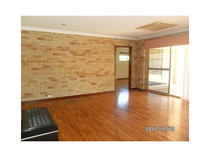 7 FUCHSIA CLOSE, Dianella WA 6059