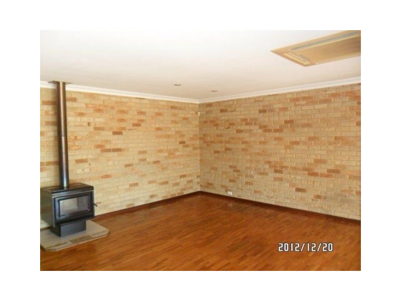 7 FUCHSIA CLOSE, Dianella WA 6059