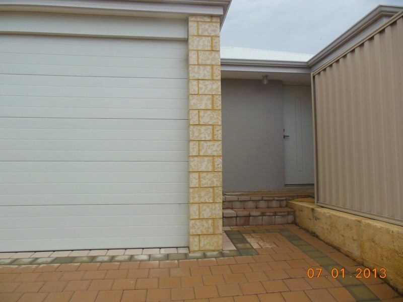 31  Gnangara Road, Madeley WA 6065