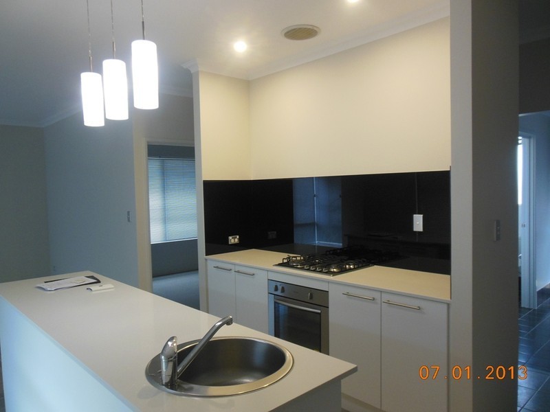 31  Gnangara Road, Madeley WA 6065