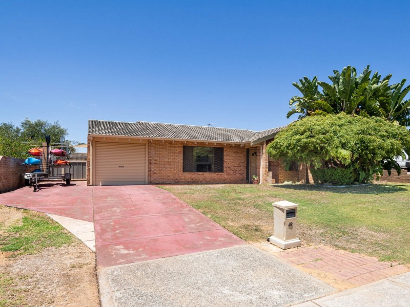 49 Twickenham Drive, Kingsley WA 6026