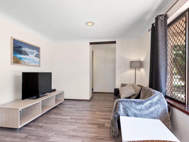 49 Twickenham Drive, Kingsley WA 6026