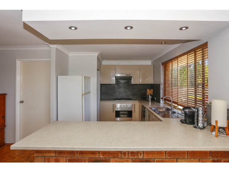 21 Hayfield Way, Duncraig WA 6023