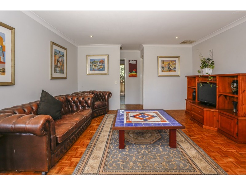 21 Hayfield Way, Duncraig WA 6023