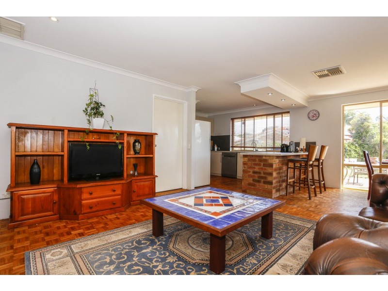 21 Hayfield Way, Duncraig WA 6023