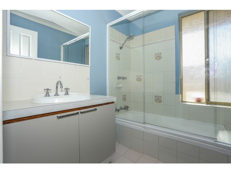 21 Hayfield Way, Duncraig WA 6023