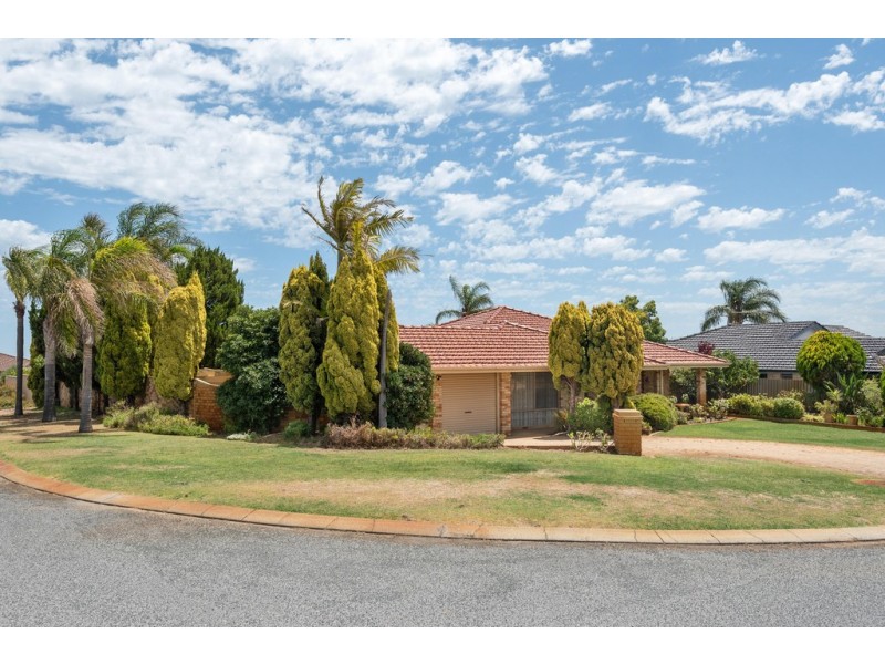 10 Dalton Crescent, Kingsley WA 6026