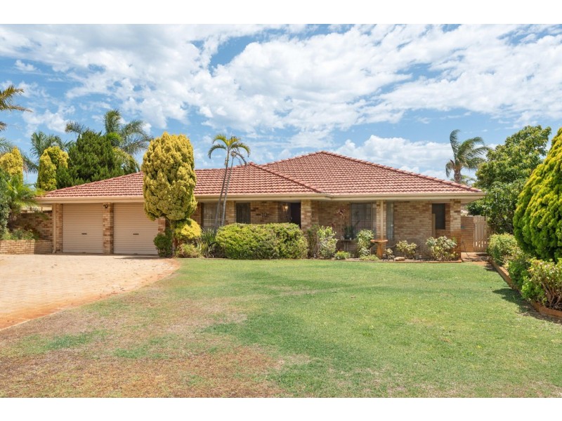 10 Dalton Crescent, Kingsley WA 6026