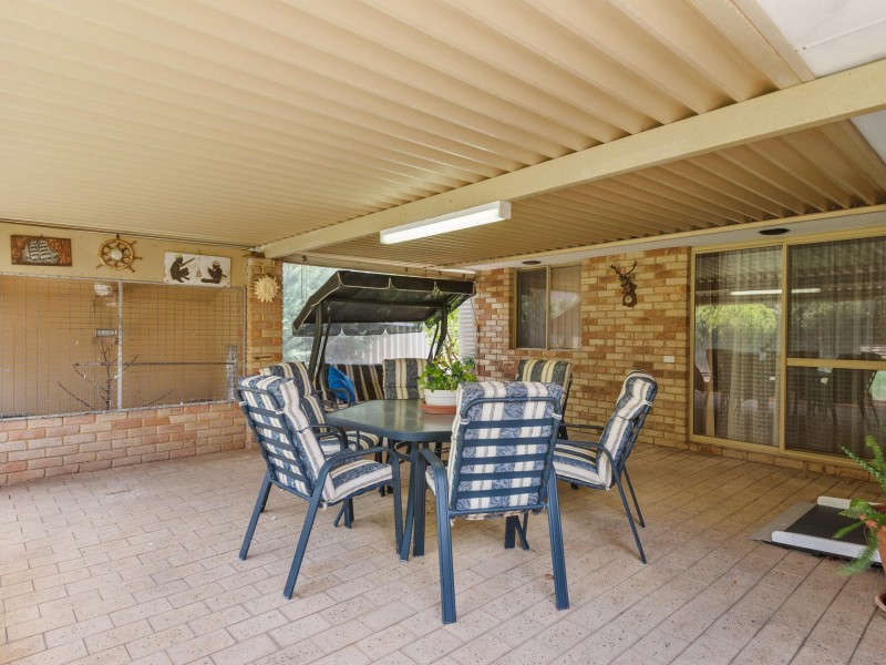 10 Dalton Crescent, Kingsley WA 6026