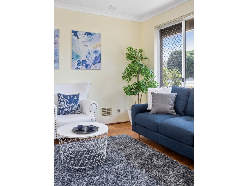 96 Azelia Street, Alexander Heights WA 6064