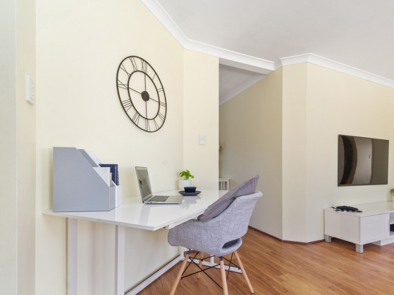 96 Azelia Street, Alexander Heights WA 6064