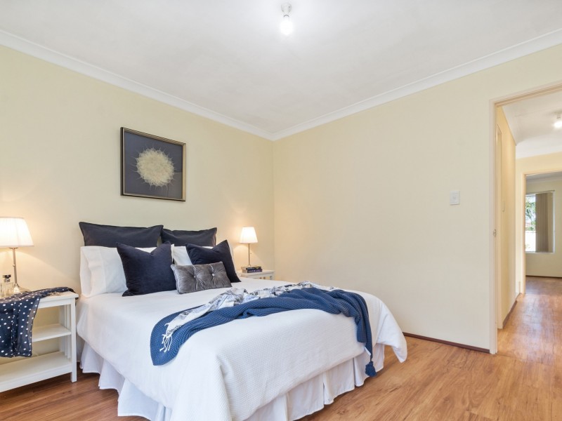 96 Azelia Street, Alexander Heights WA 6064