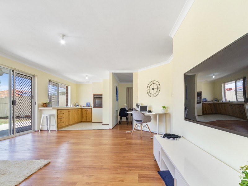 96 Azelia Street, Alexander Heights WA 6064