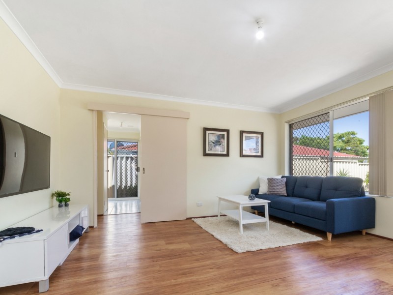 96 Azelia Street, Alexander Heights WA 6064