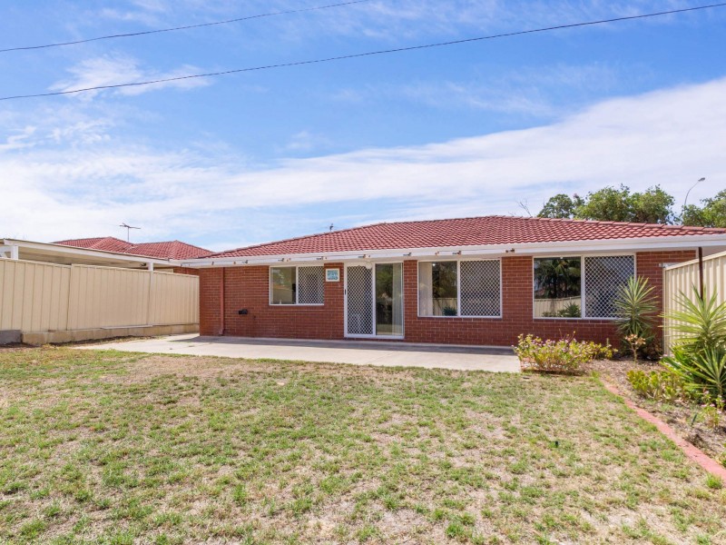 96 Azelia Street, Alexander Heights WA 6064