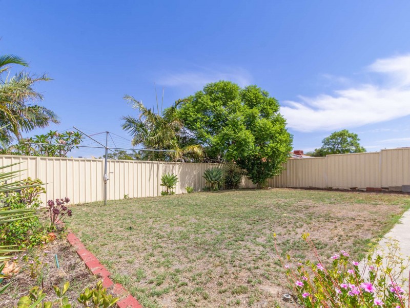 96 Azelia Street, Alexander Heights WA 6064