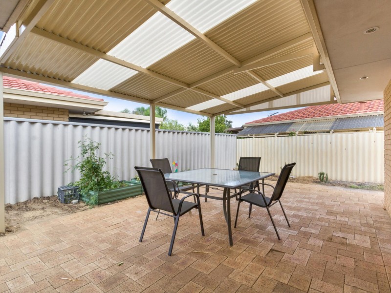 87 Creaney Drive, Kingsley WA 6026