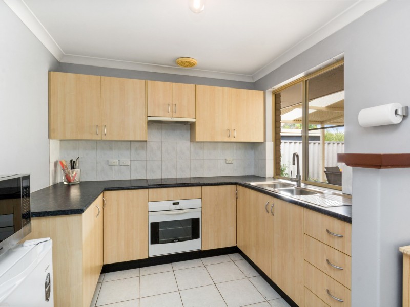 87 Creaney Drive, Kingsley WA 6026