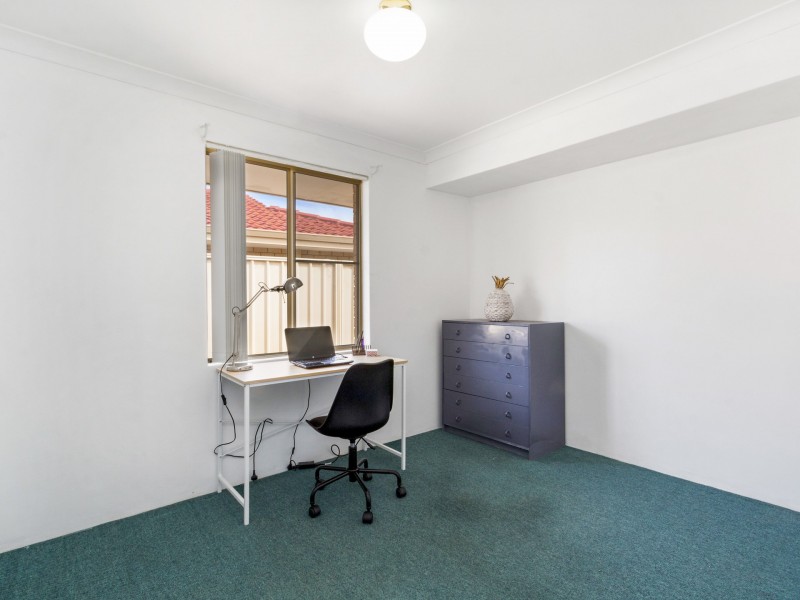 87 Creaney Drive, Kingsley WA 6026