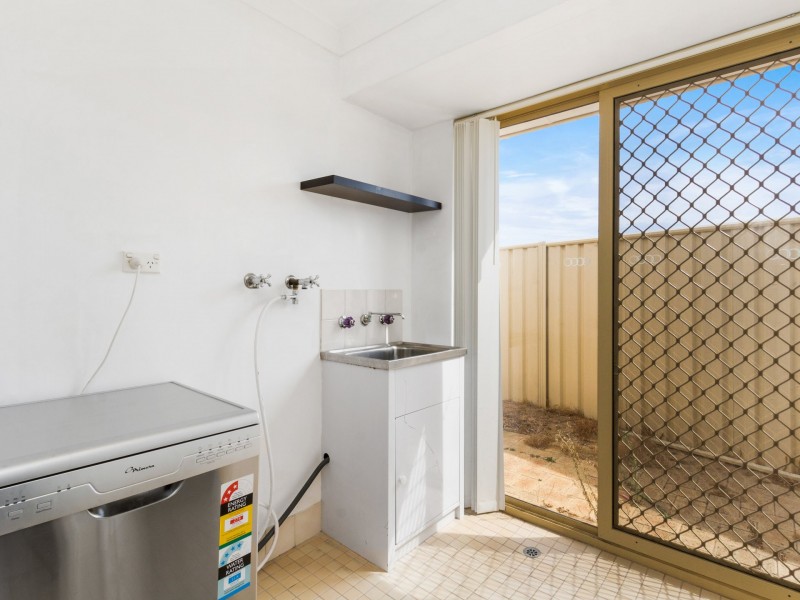 87 Creaney Drive, Kingsley WA 6026