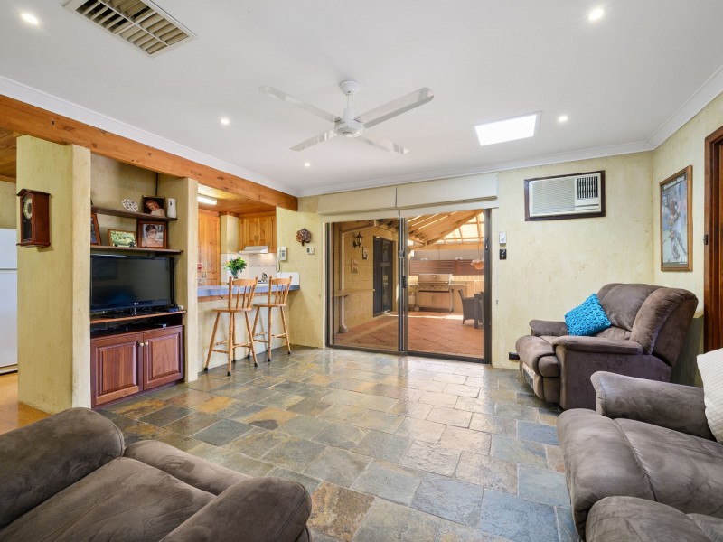 34 Cobradah Way, Kingsley WA 6026