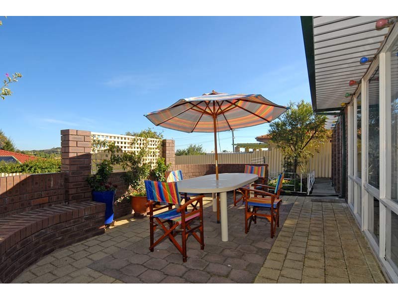 180 Waterford Drive, Hillarys WA 6025
